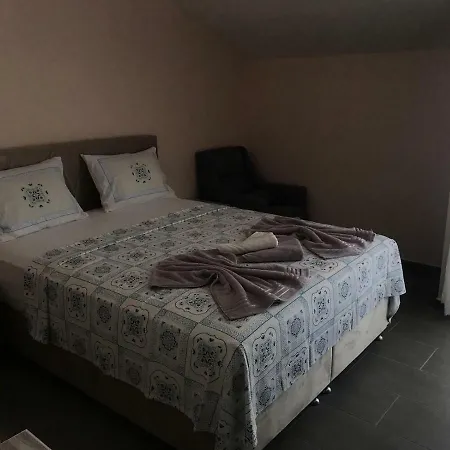 Premium & Brand New In Gocek C6 Case de vacanță